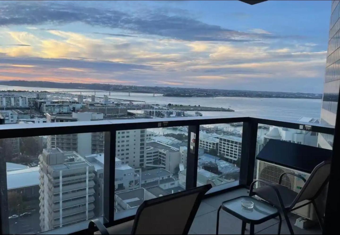 Magnificent Skytower, Sea, Habour View In Cbd Διαμέρισμα Όκλαντ Εξωτερικό φωτογραφία