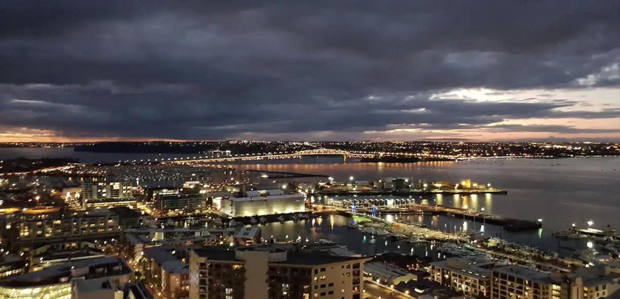 Magnificent Skytower, Sea, Habour View In Cbd Διαμέρισμα Όκλαντ Εξωτερικό φωτογραφία