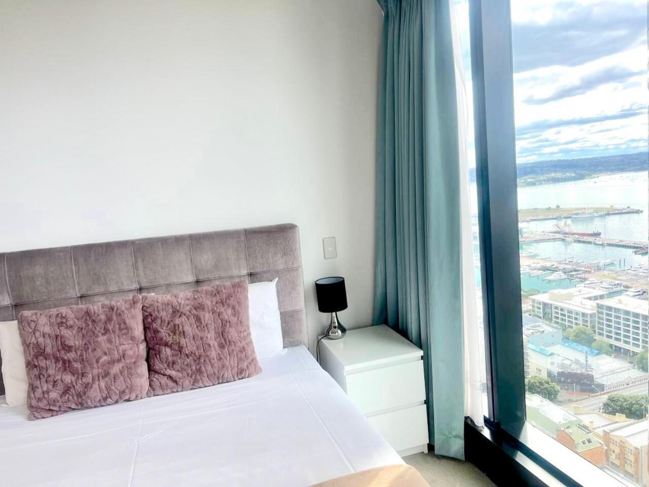 Magnificent Skytower, Sea, Habour View In Cbd Διαμέρισμα Όκλαντ Εξωτερικό φωτογραφία